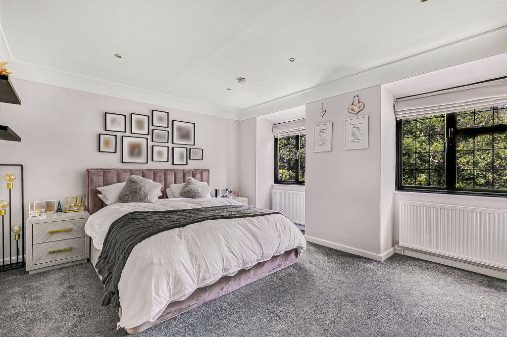 Additional image 13 of 5 bed detached house for saleKentish Lane, Brookmans Park, Hatfield AL9