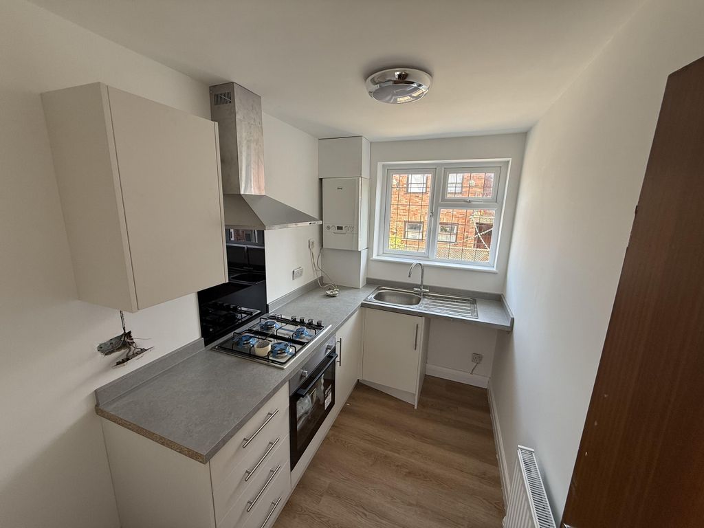 Property photo 3 of 6 Img_5610