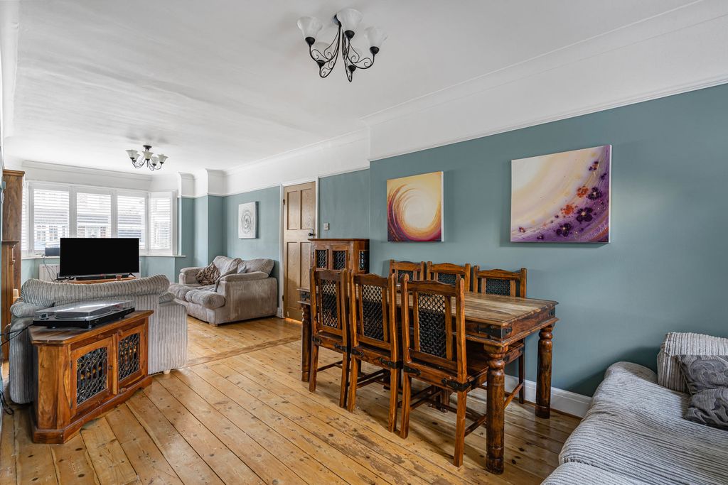 Property photo 3 of 30 Reception Room