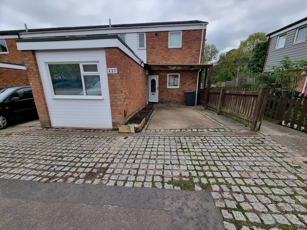 Property photo 1 of 12 Photograph 1