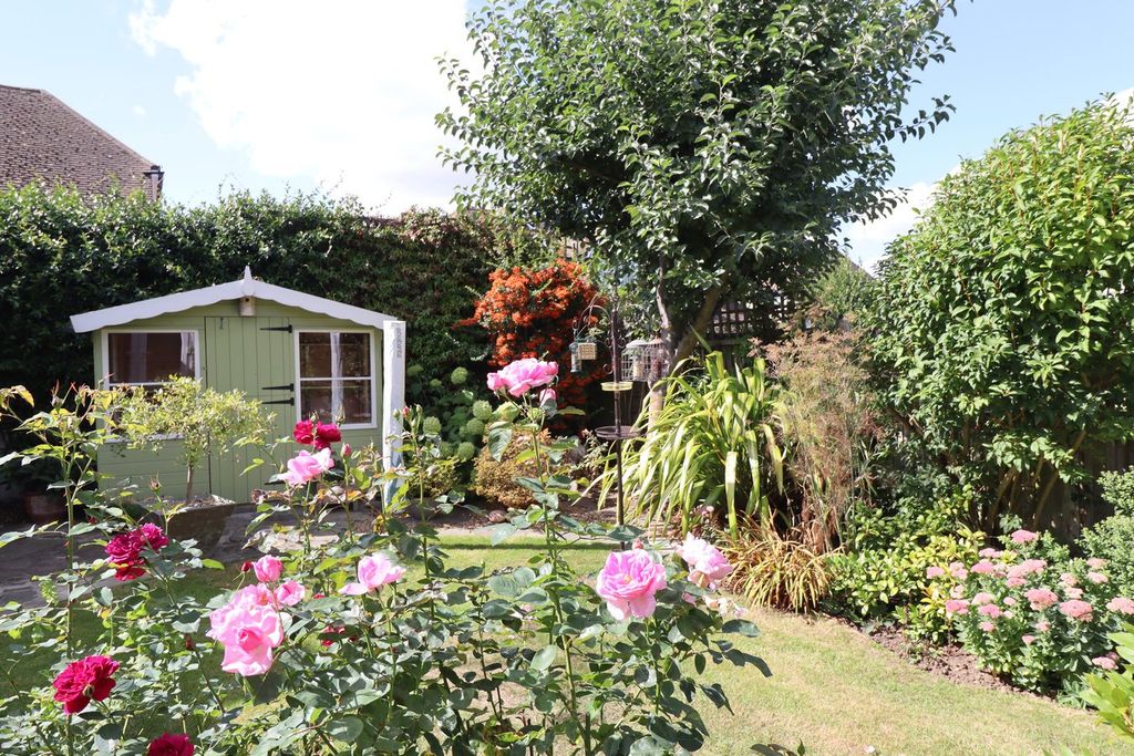 Property photo 3 of 28
