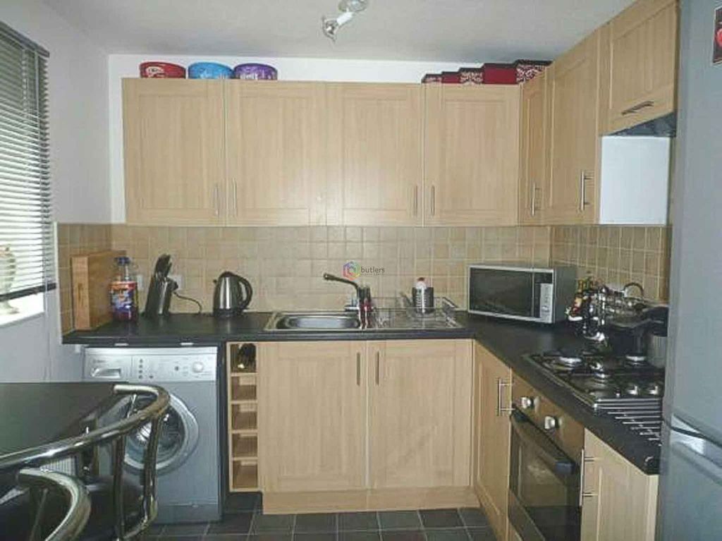 Property photo 3 of 5 Kitchen