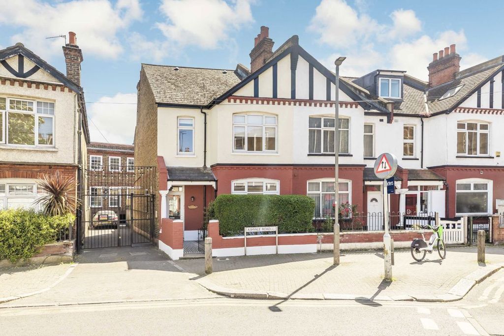 Property photo 1 of 7