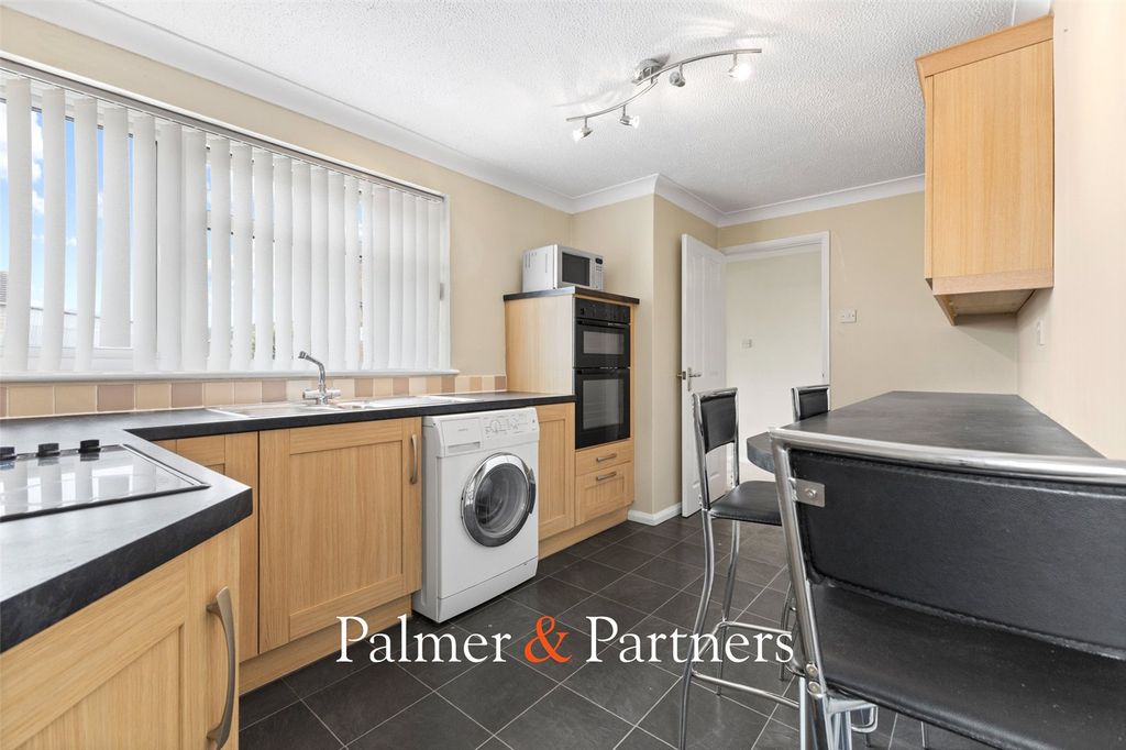 Property photo 2 of 18 Picture No. 20