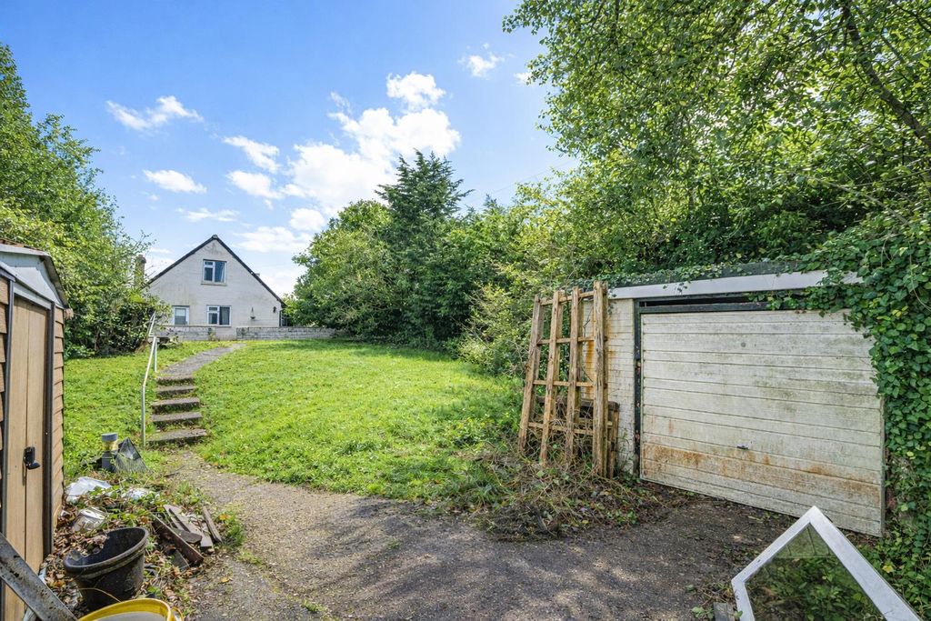 Property photo 1 of 27 2990664c-53A5-4Cbb-Bf78-754303d3Bb29.Png