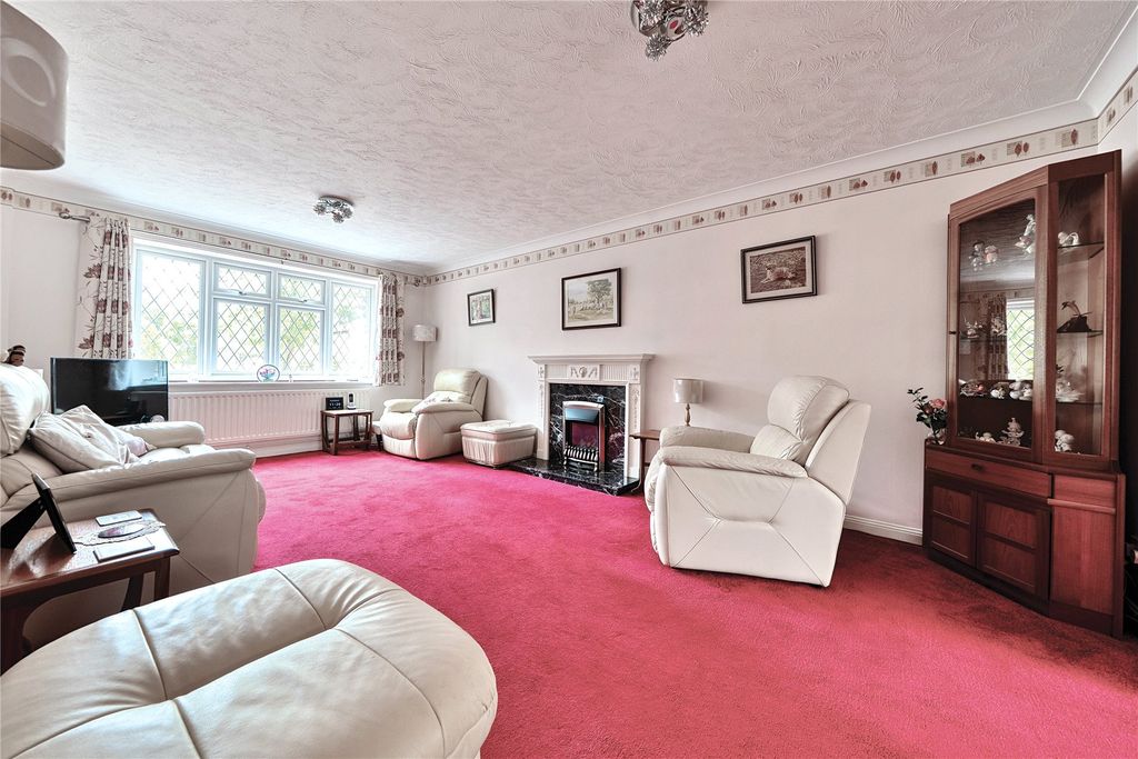Property photo 3 of 26 Picture No. 23