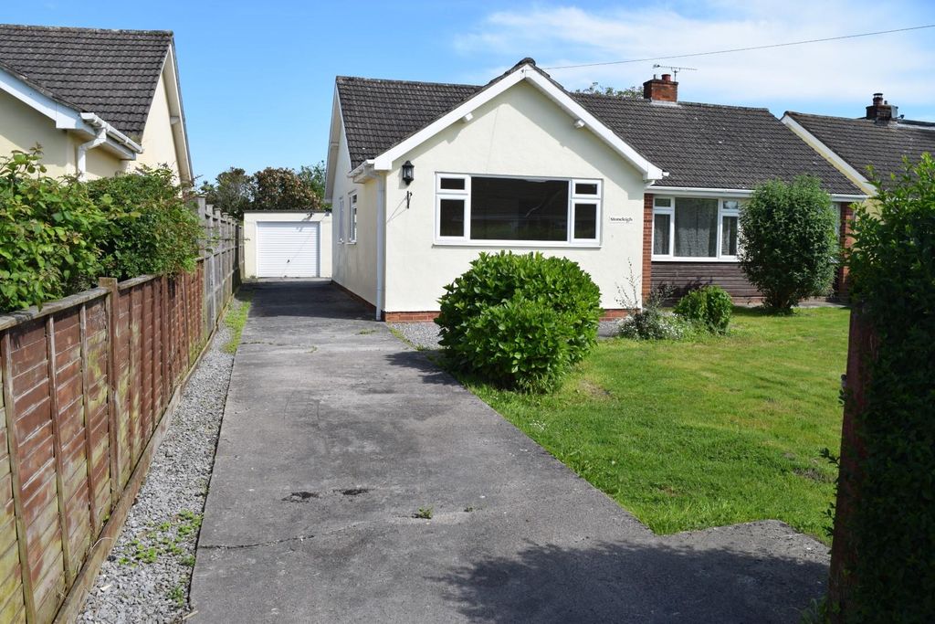 Property photo 1 of 21 Front