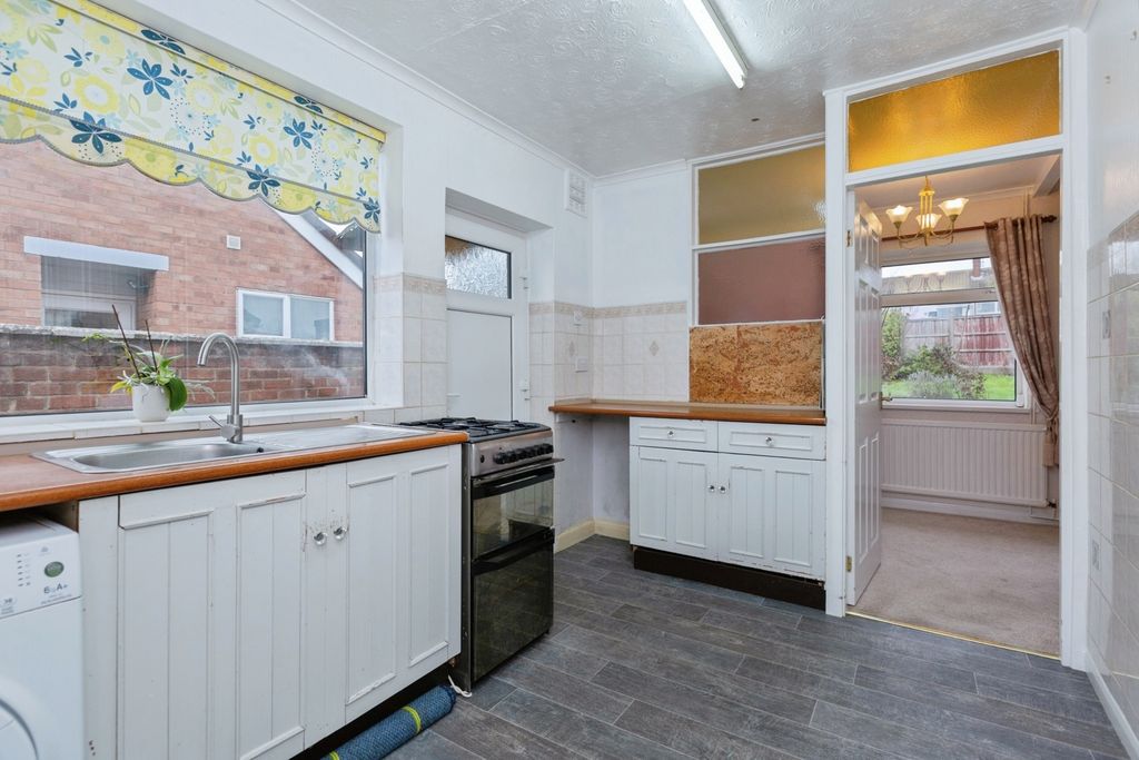 Property photo 3 of 15 Pbox-Img.Jpg