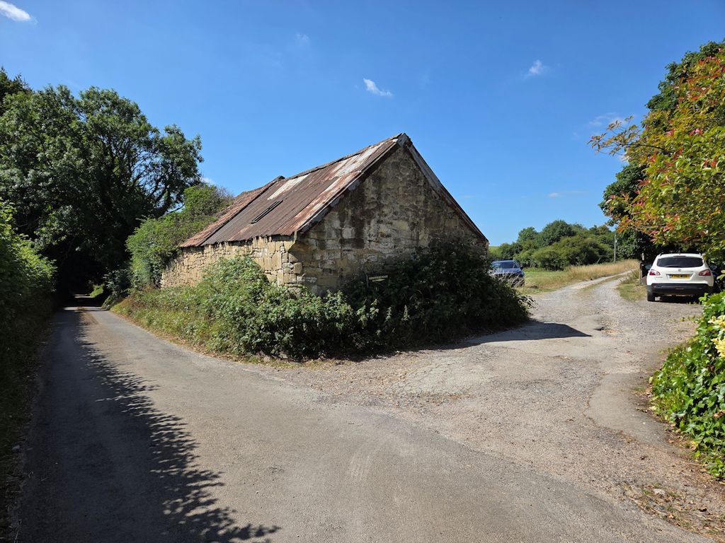 Property photo 1 of 13 Barn &amp; Access