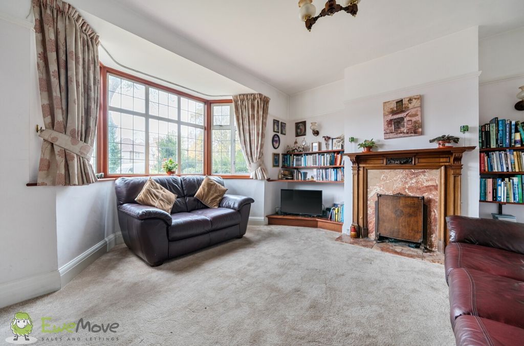 Property photo 3 of 14 2076705B-678E-4836-8Aa4-3969Fb7273c8 - Copy