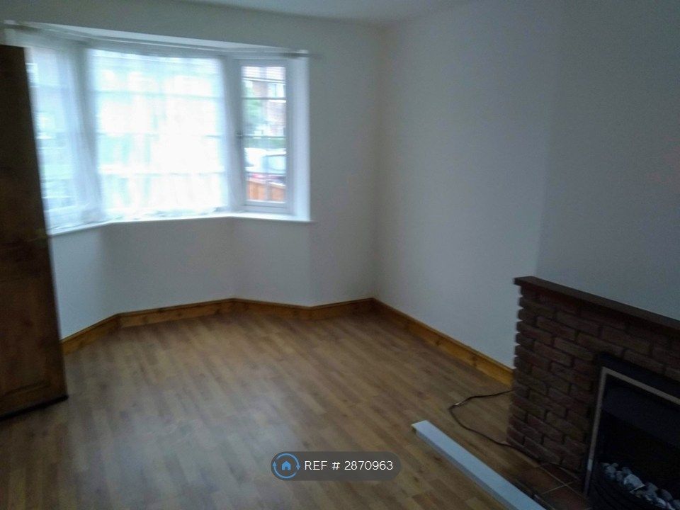 Property photo 3 of 31 Living Room And Front Bay Window