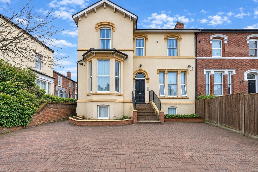 Property photo 2 of 65 5058161