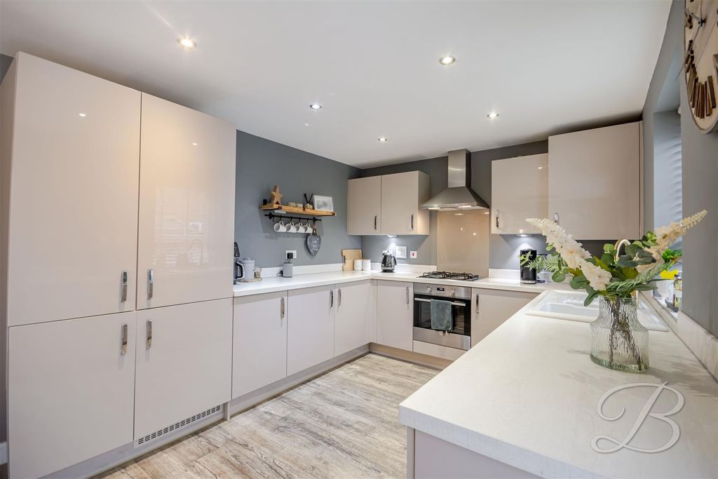 Property photo 2 of 33 Ccltd-17.Jpg