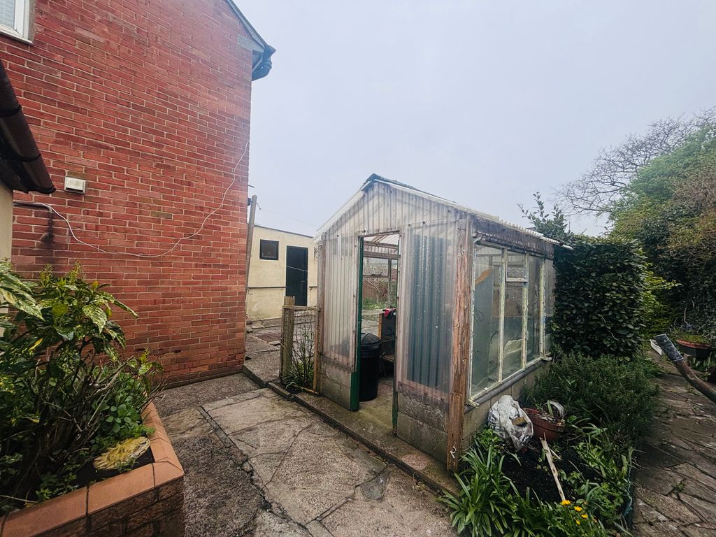 Additional image 14 of 3 bed semi-detached house to rentCeiriog Close, Barry CF63