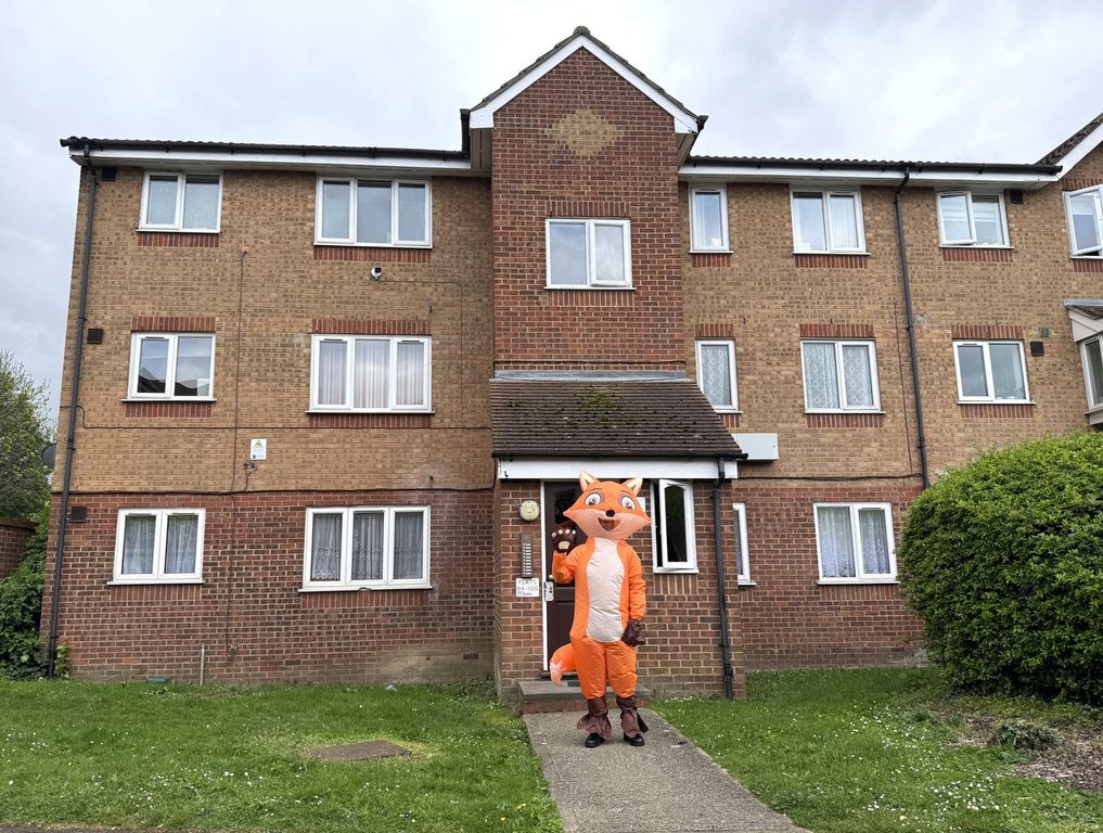 Property photo 2 of 11