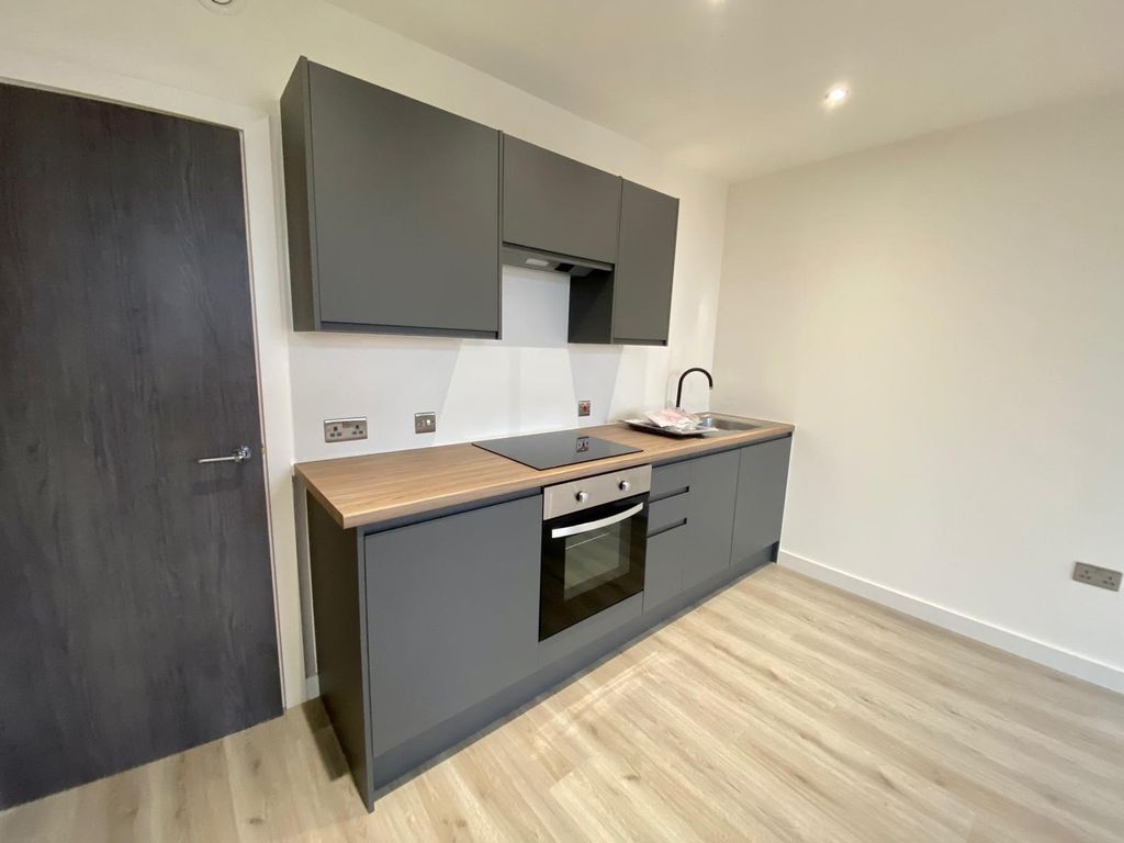 Property photo 3 of 10 0 General