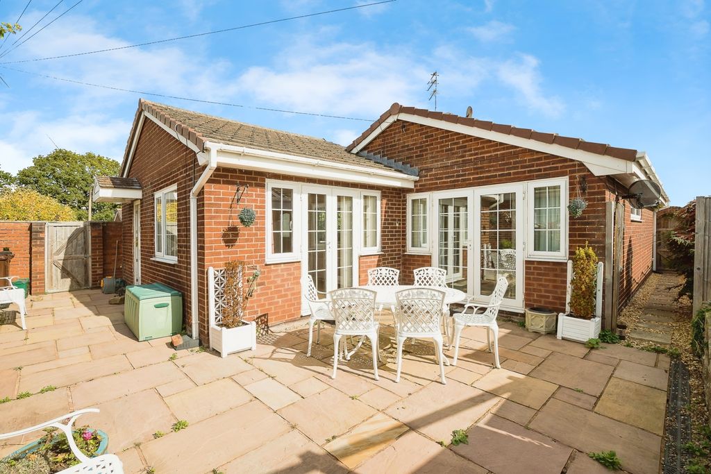 Property photo 3 of 12 Photo