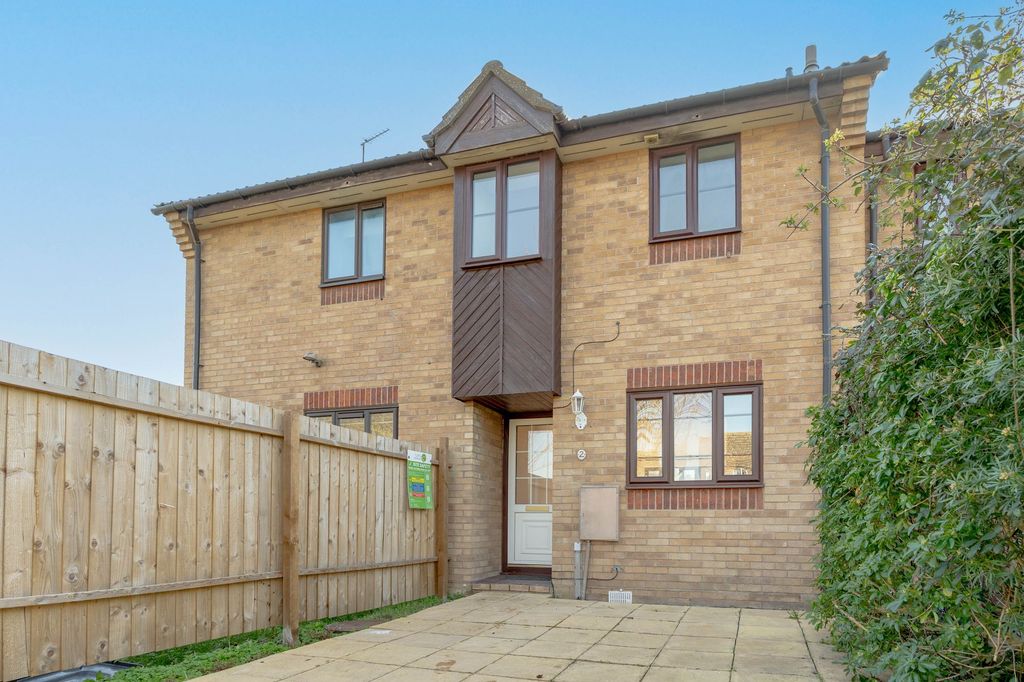 Property photo 1 of 12