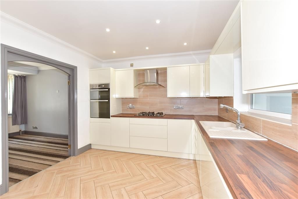 Property photo 3 of 11 Kitchen/ Diner