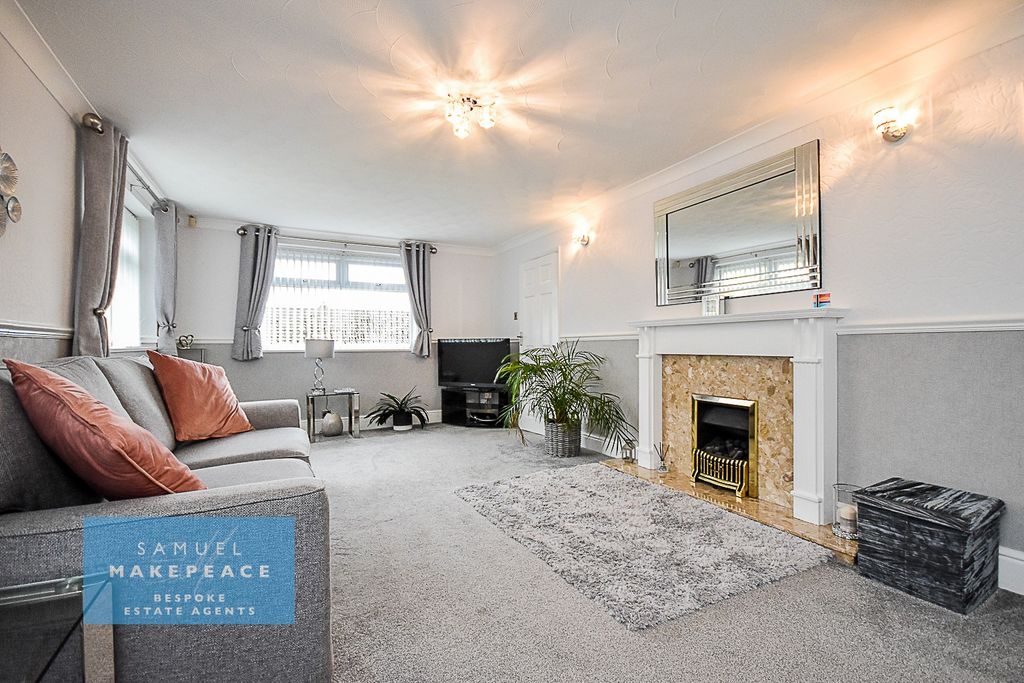 Property photo 3 of 18 Gallery