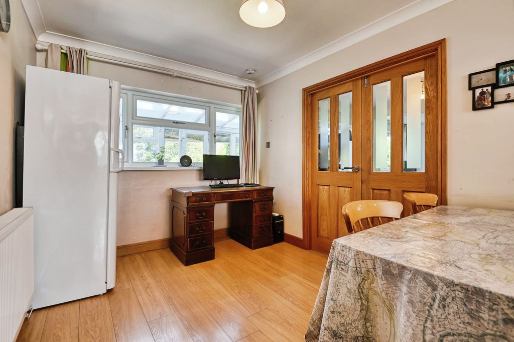 Property photo 2 of 15 Photography