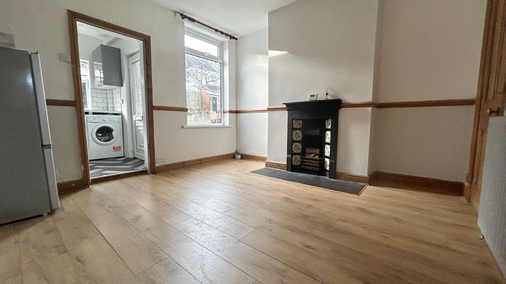 Property photo 2 of 10 Picture No. 29