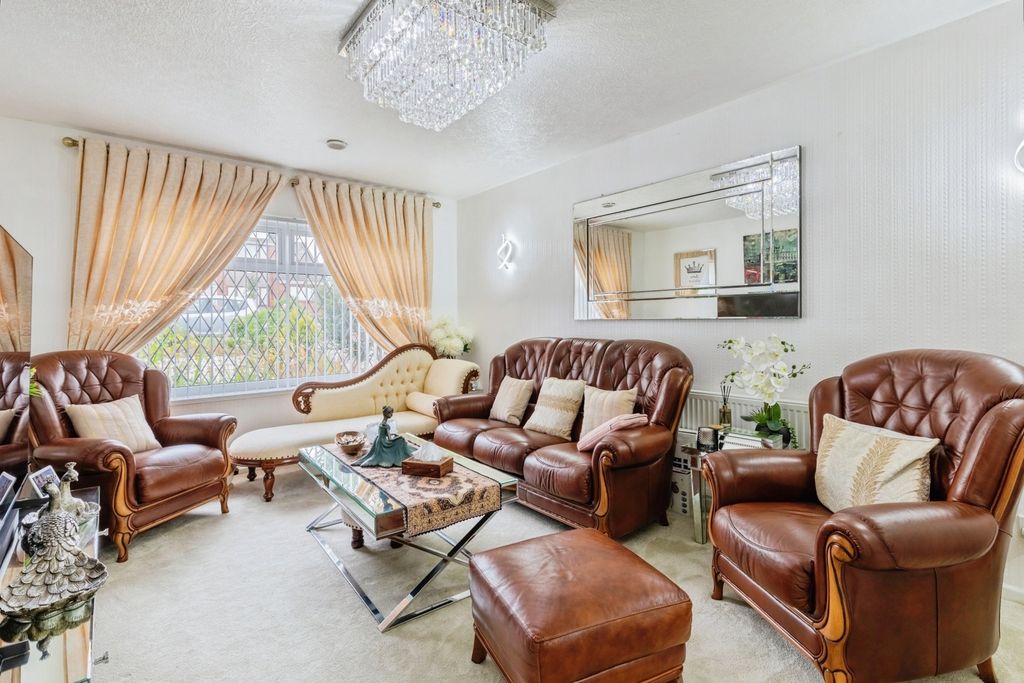 Property photo 3 of 20 Pbox-Img.Jpg