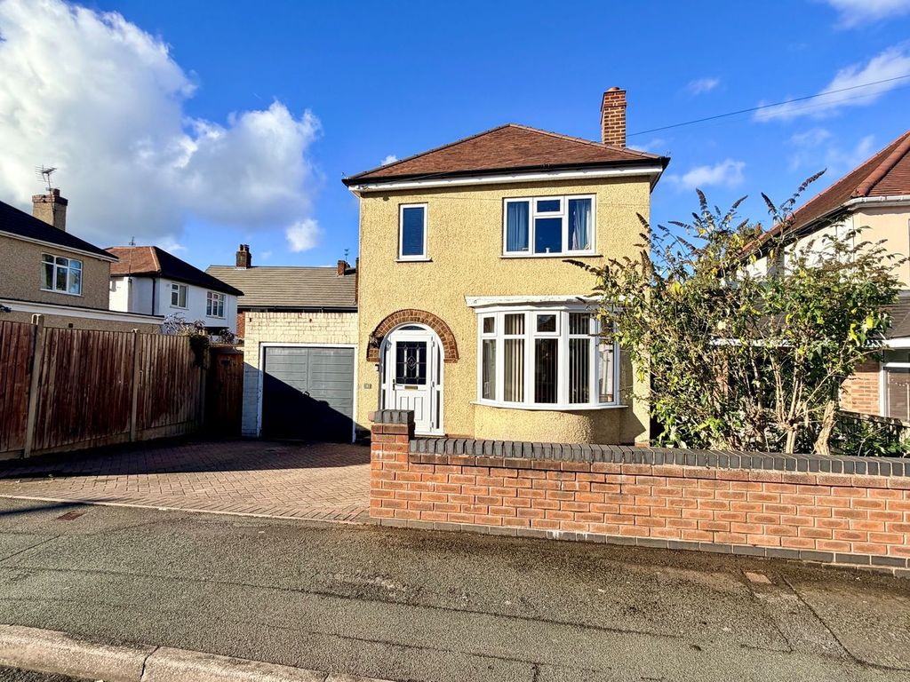 Property photo 1 of 18