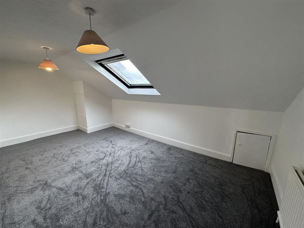 Property photo 3 of 5 17A C B1.Jpg