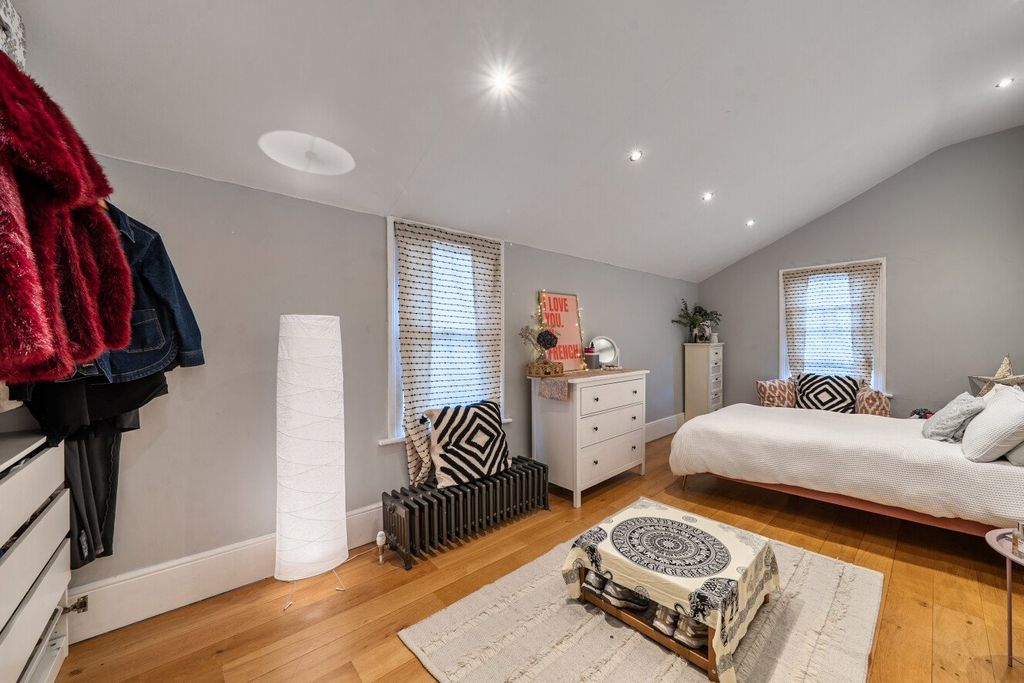 Property photo 3 of 13 Picture No. 07