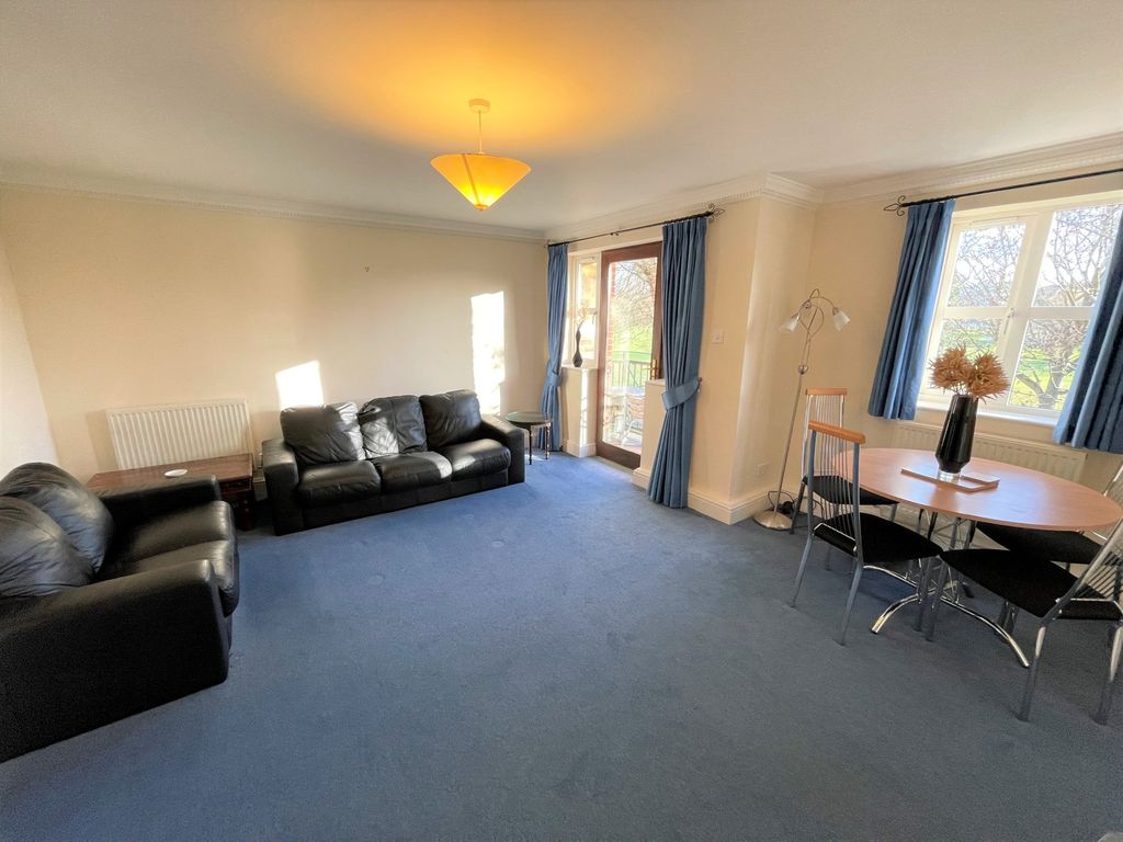 Property photo 3 of 9