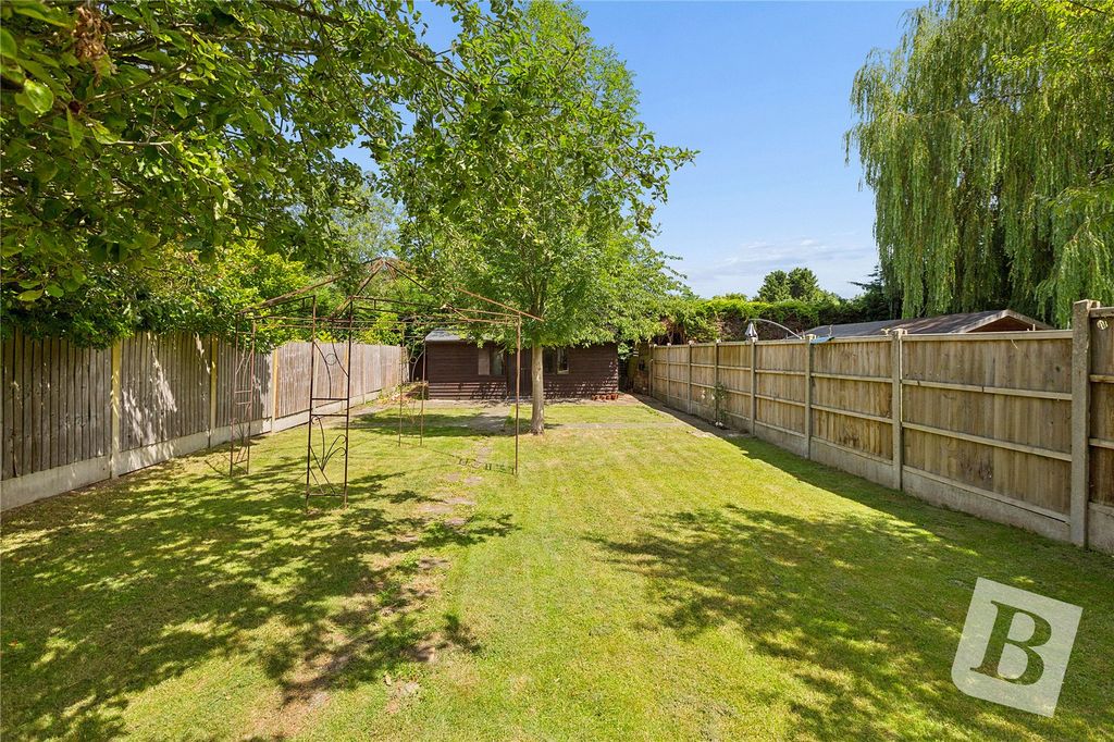 Property photo 2 of 18 Rear Garden
