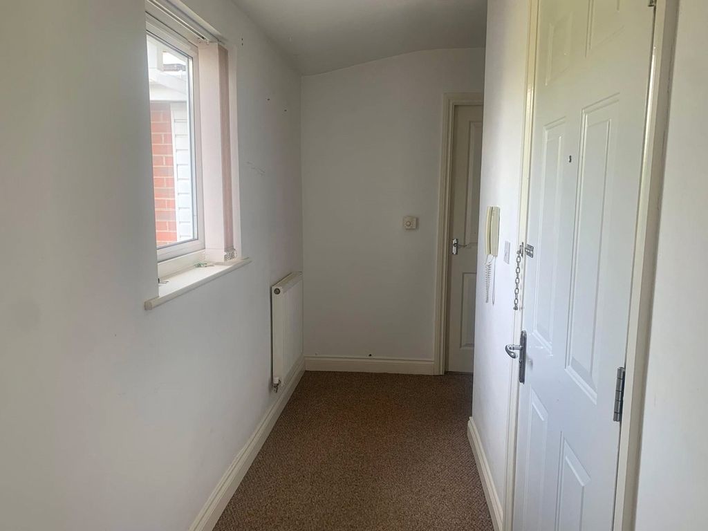Property photo 2 of 8 Picture No. 01