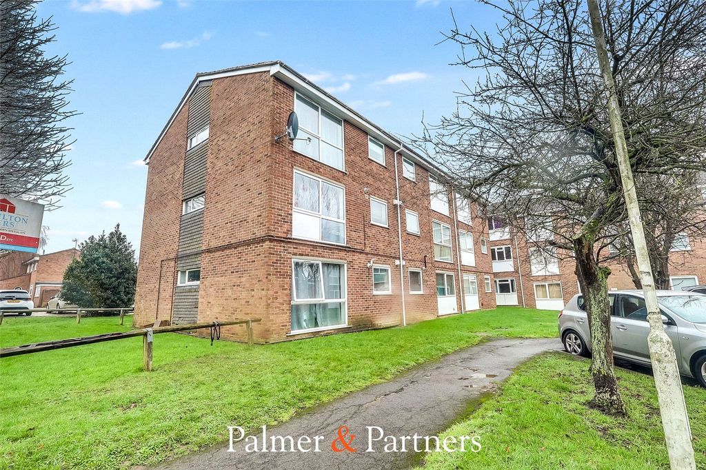 Property photo 2 of 10 Picture No. 12