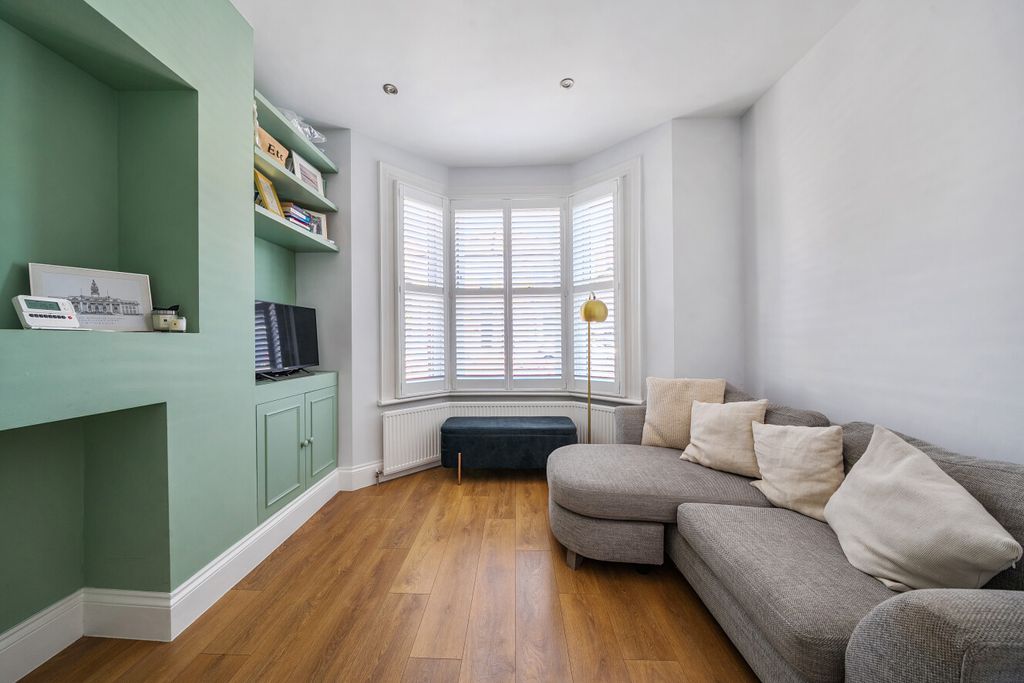 Property photo 2 of 11 1-6A69F24A2Cdf6-1...