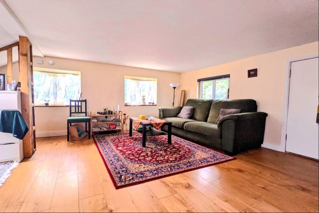 Property photo 3 of 6 Picture No. 06