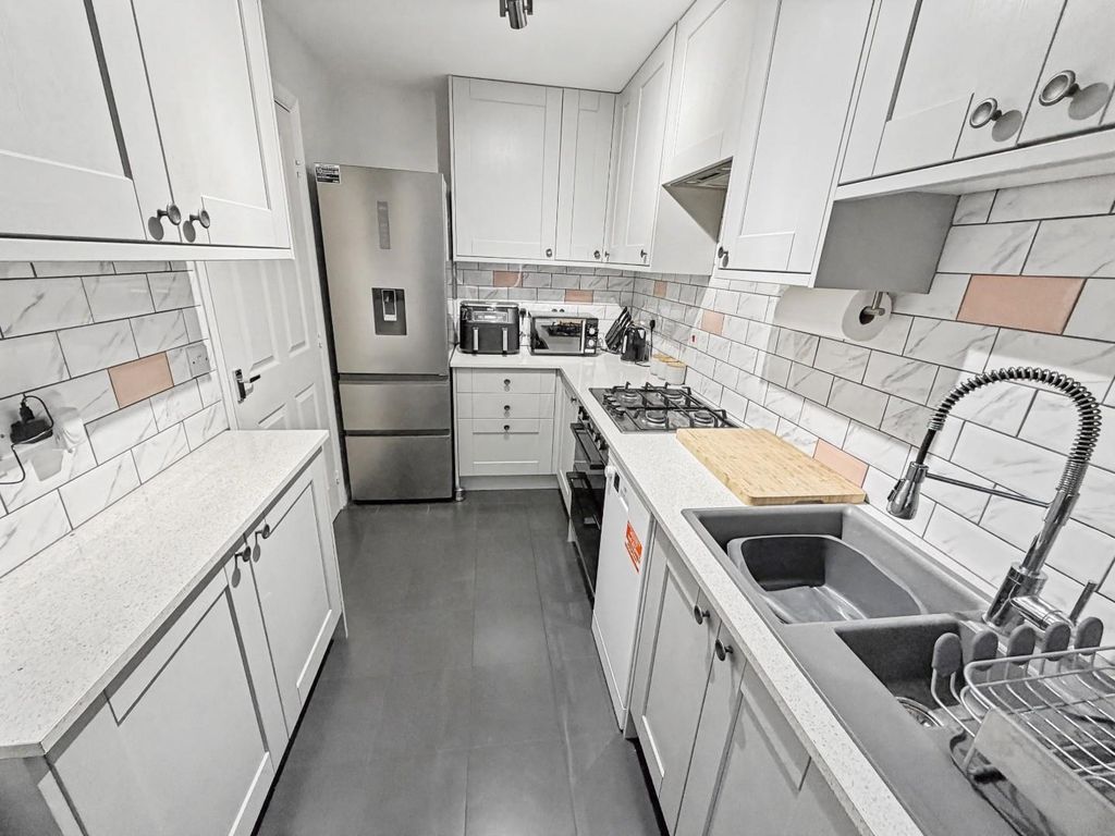 Property photo 2 of 13 Img_0968.Jpeg