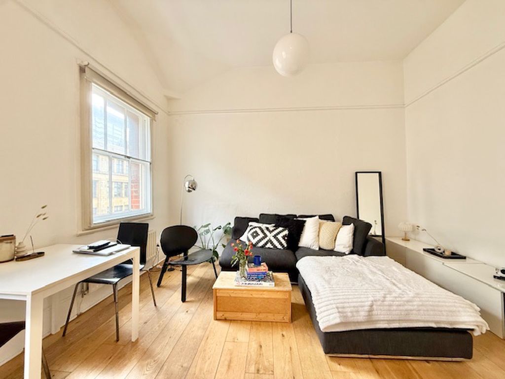 Property photo 1 of 6 Photo 9