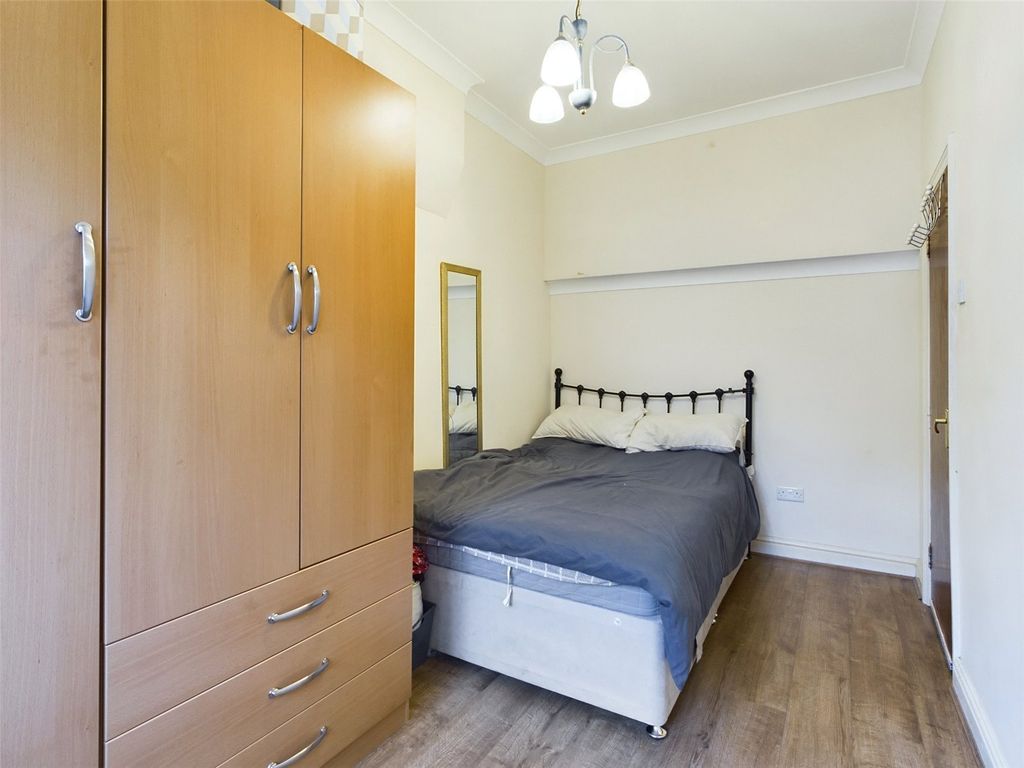 Property photo 2 of 10 Picture No. 20