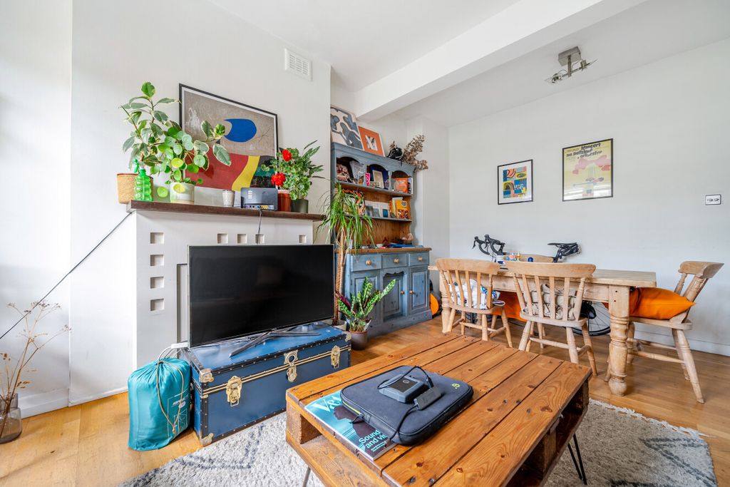 Property photo 3 of 13 1468373-16-6A33F4...