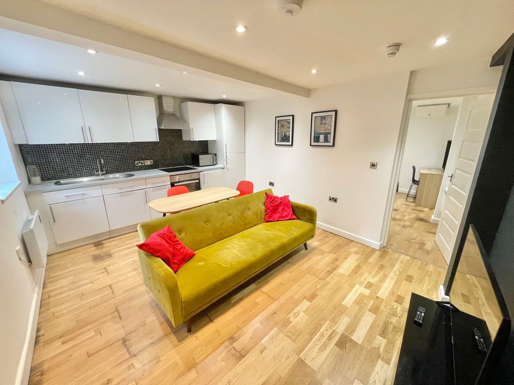 Property photo 2 of 9 Img_0115