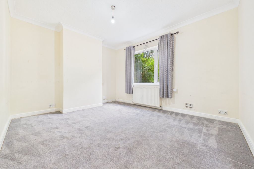 Property photo 2 of 6 Picture No. 05