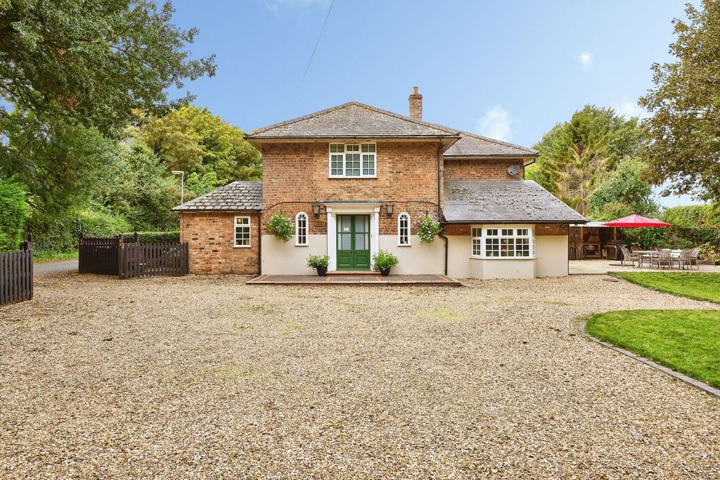 Property photo 1 of 35