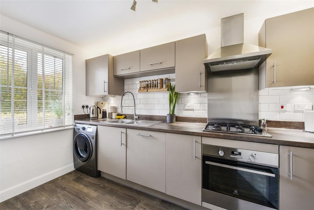 Property photo 2 of 24 Sketch_Ph2_6283840.Jpg