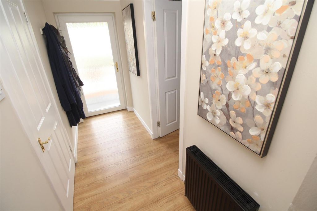 Additional image 9 of 4 bed terraced house for saleOronsay Avenue, Port Glasgow PA14