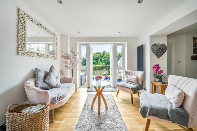 Property photo 2 of 17