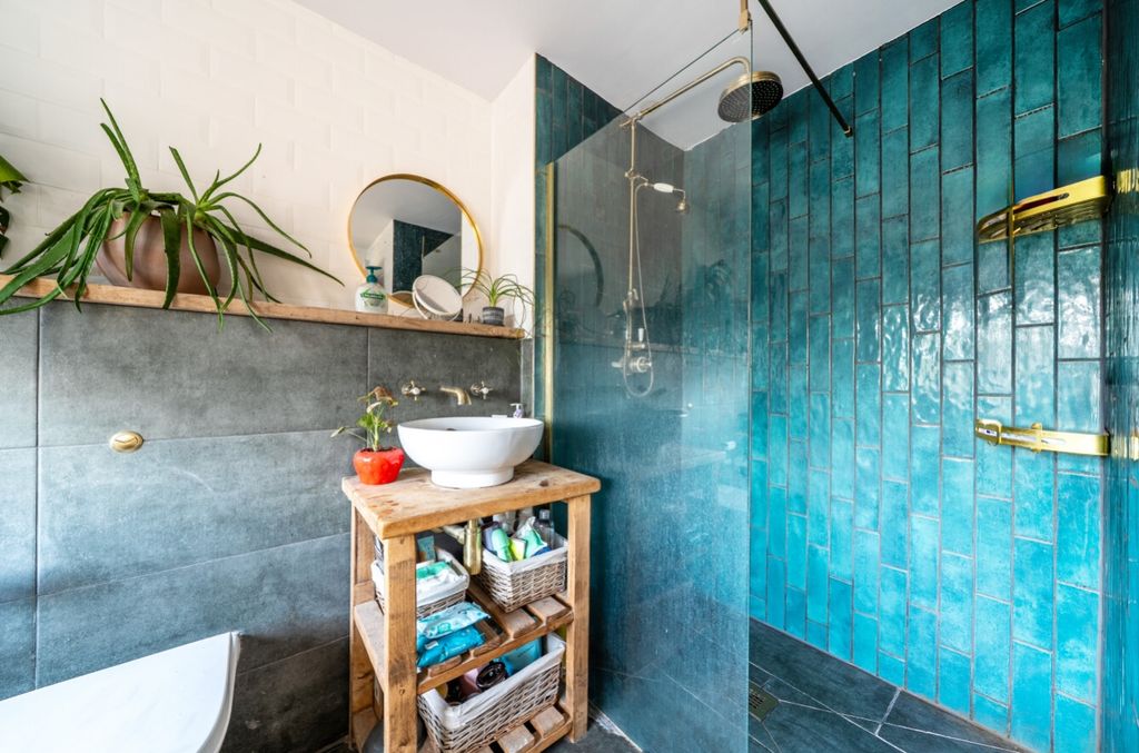 Property photo 3 of 26 1343694-22-68B6E69E31c6E