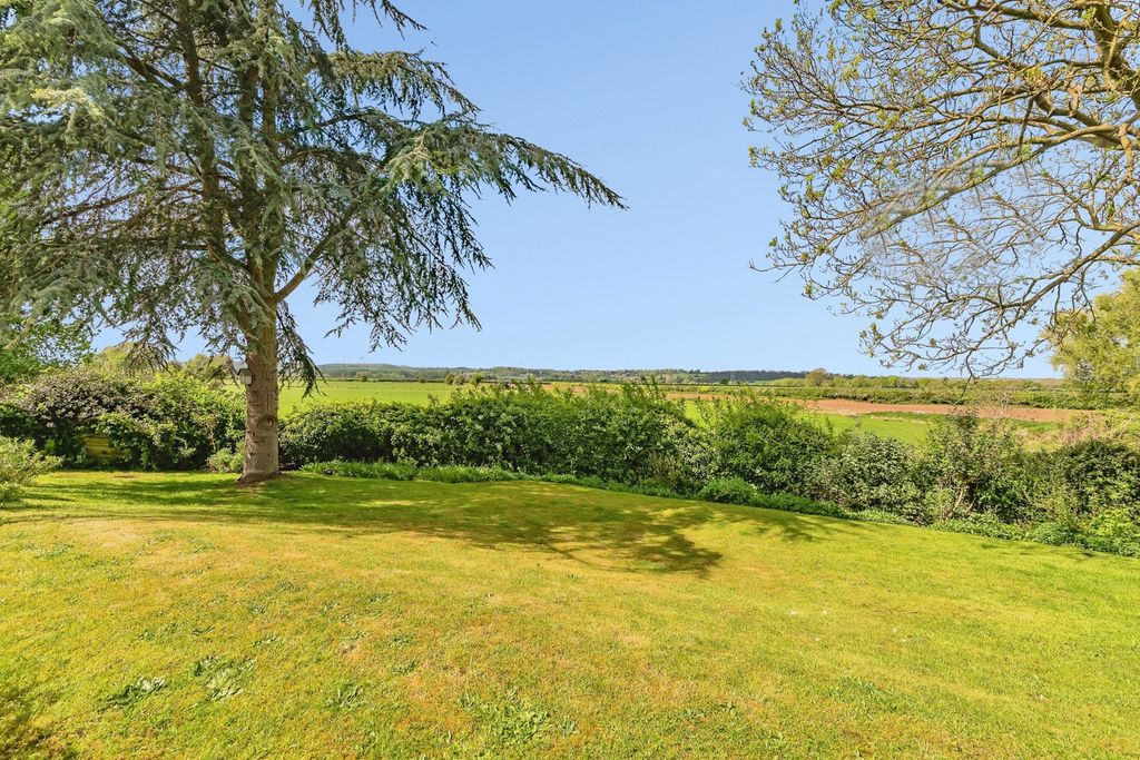 Property photo 2 of 34 Pbox-Img.Jpg