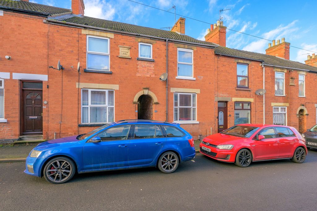 Property photo 1 of 14