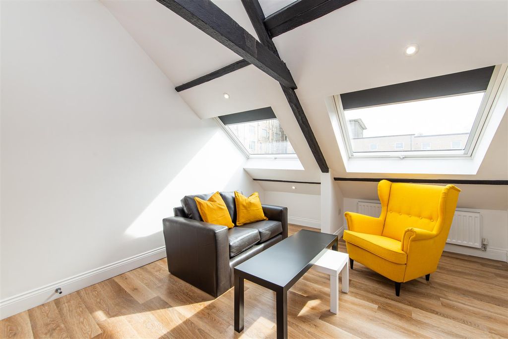 Property photo 3 of 11 Edit-1498.Jpg